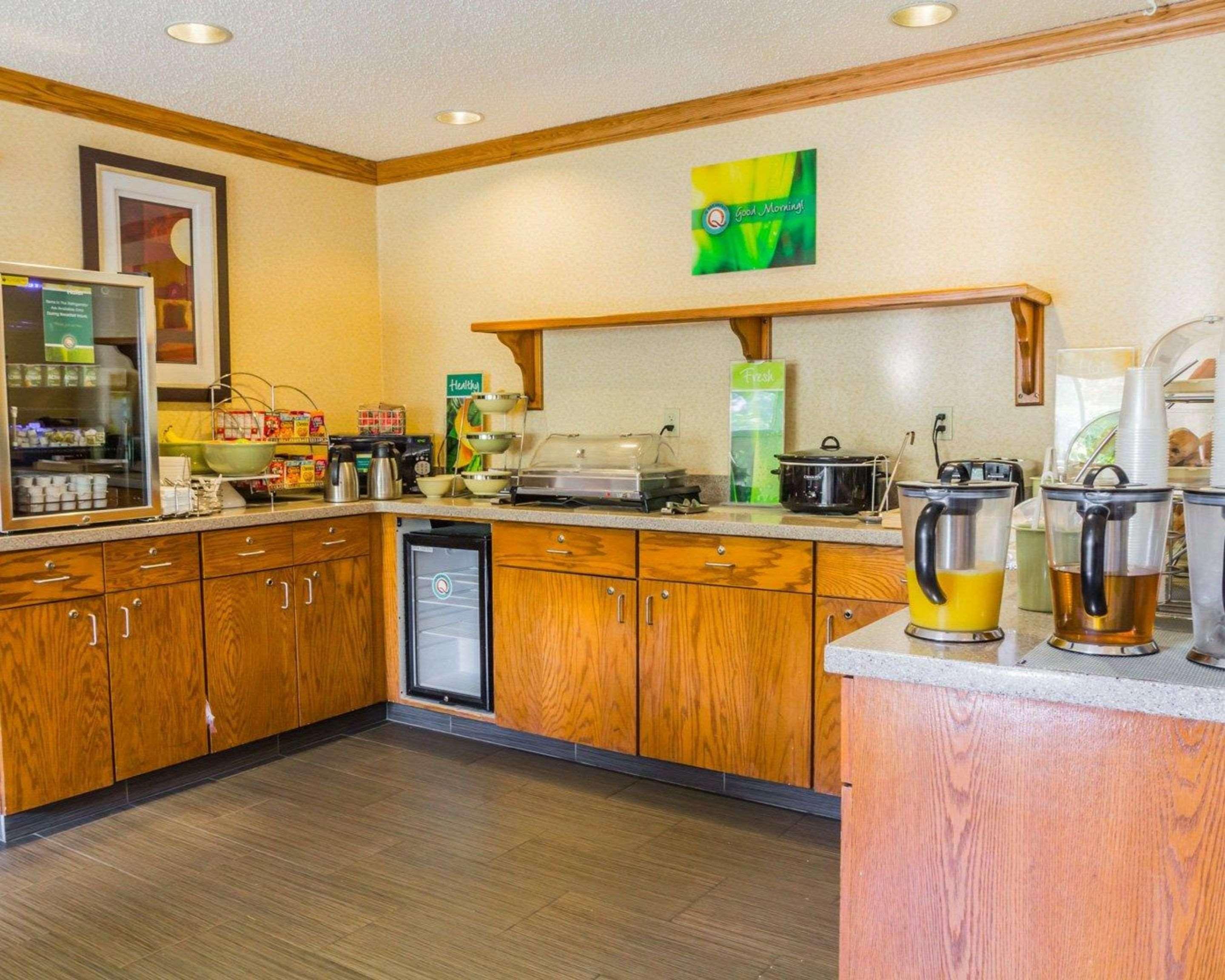 Quality Inn & Suites Golden - Denver West Lakewood Extérieur photo