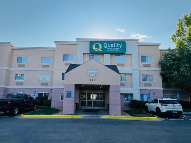 Quality Inn & Suites Golden - Denver West Lakewood Extérieur photo